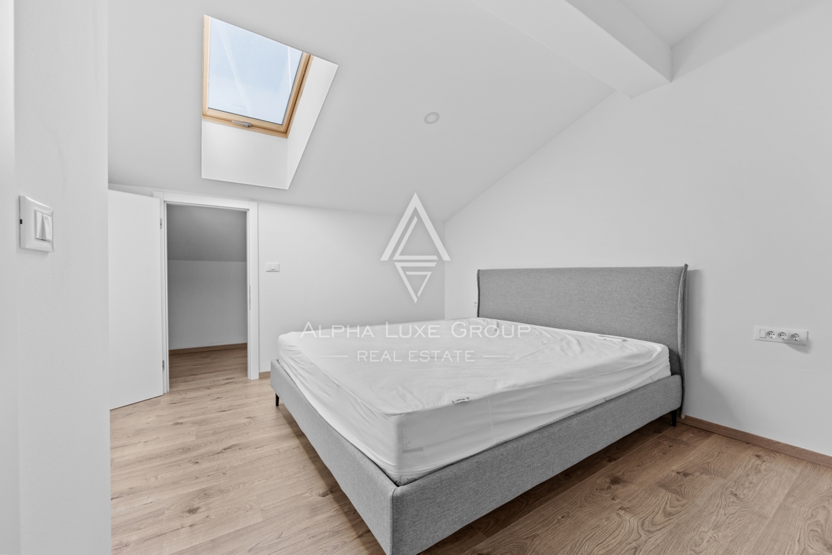 Rovigno, Istria – Ampio duplex con un design moderno