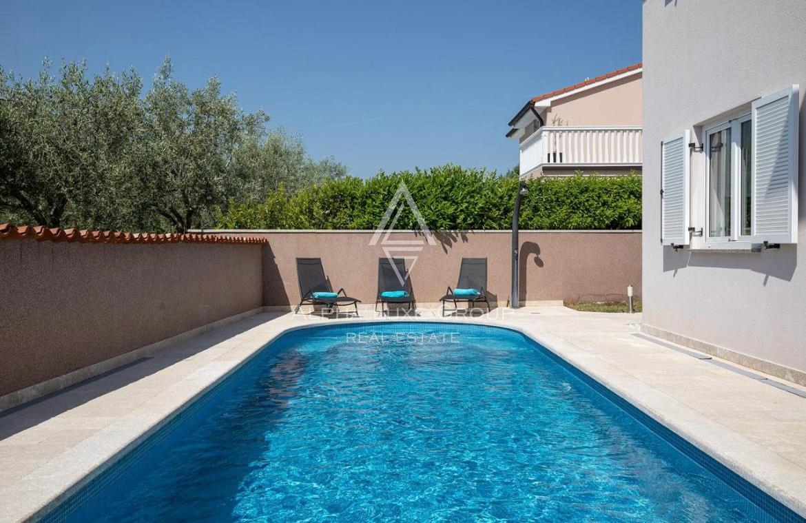 Marčana, Istria: Villa arredata con piscina e garage