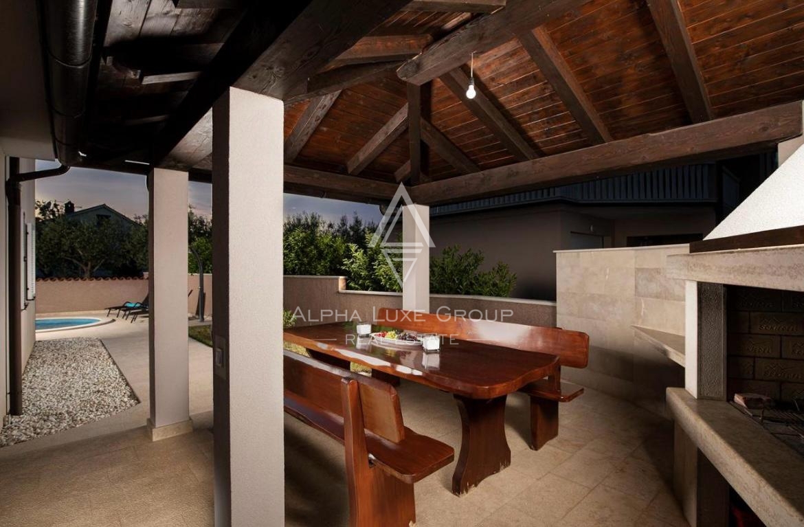 Marčana, Istria: Villa arredata con piscina e garage