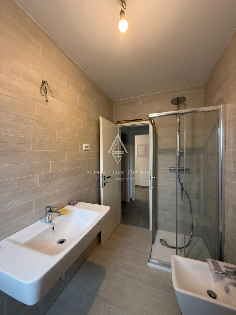 Istria, Umago: Appartamento a piano terra con cortile