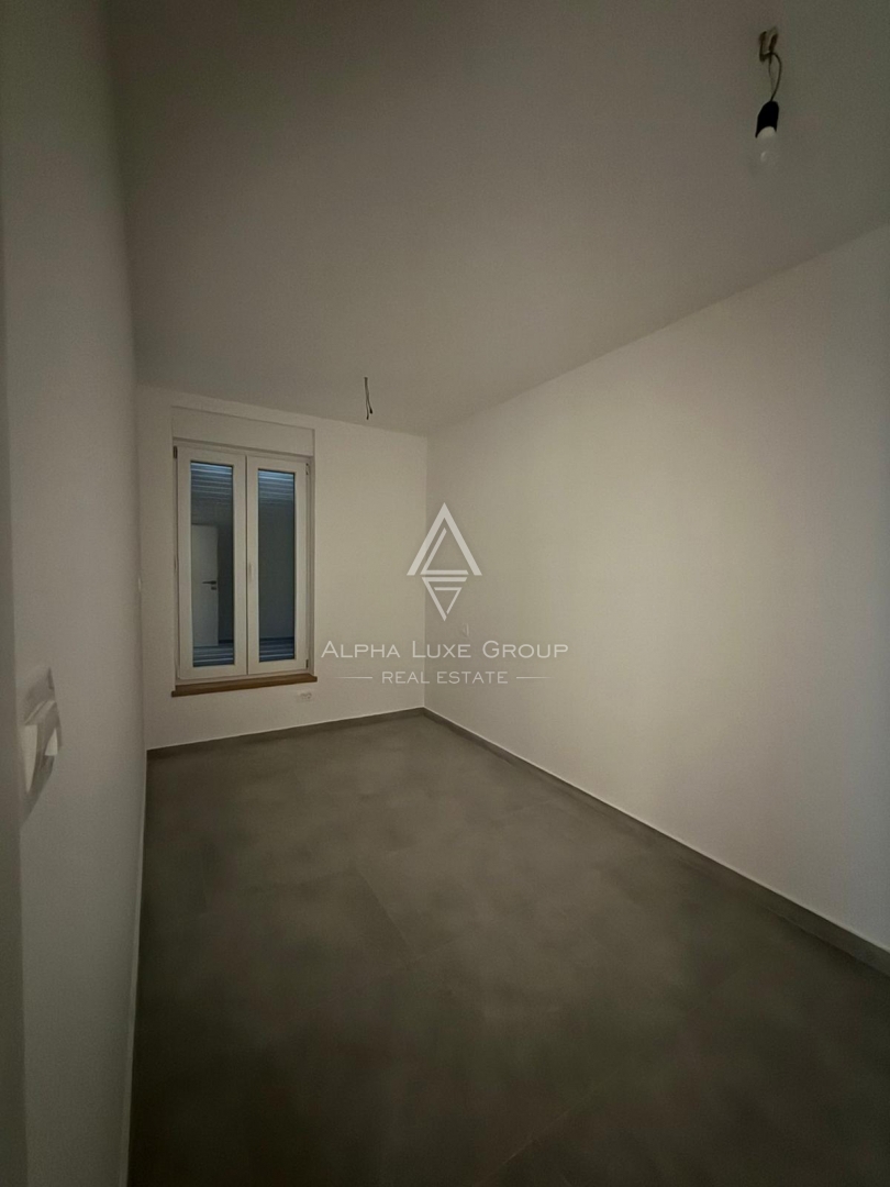 Istria, Umago: Appartamento a piano terra con cortile