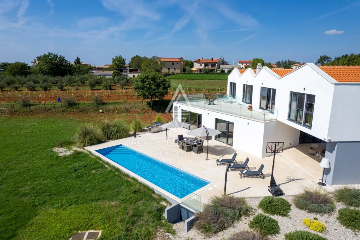 Istria, Višnjan: Villa di lusso con piscina