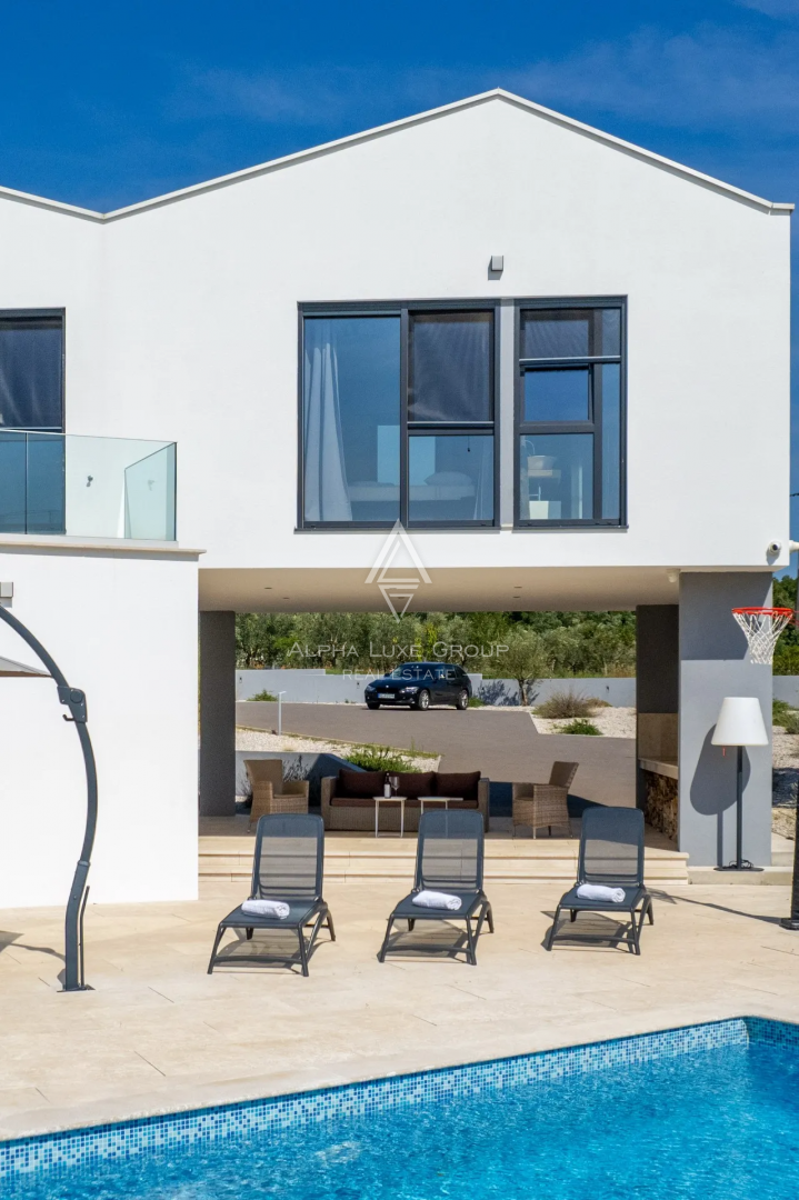 Istria, Višnjan: Villa di lusso con piscina