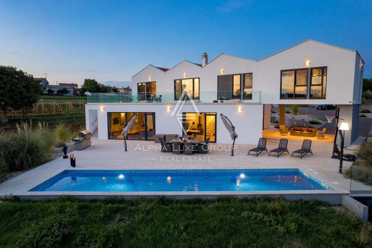 Istria, Višnjan: Villa di lusso con piscina