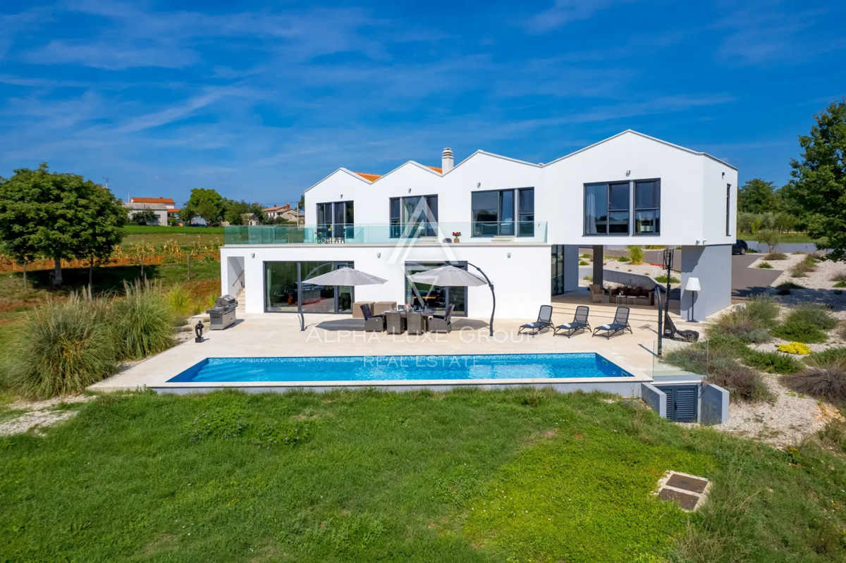 Istria, Višnjan: Villa di lusso con piscina