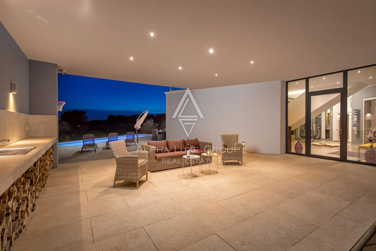 Istria, Višnjan: Villa di lusso con piscina