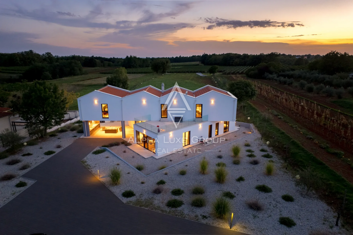 Istria, Višnjan: Villa di lusso con piscina
