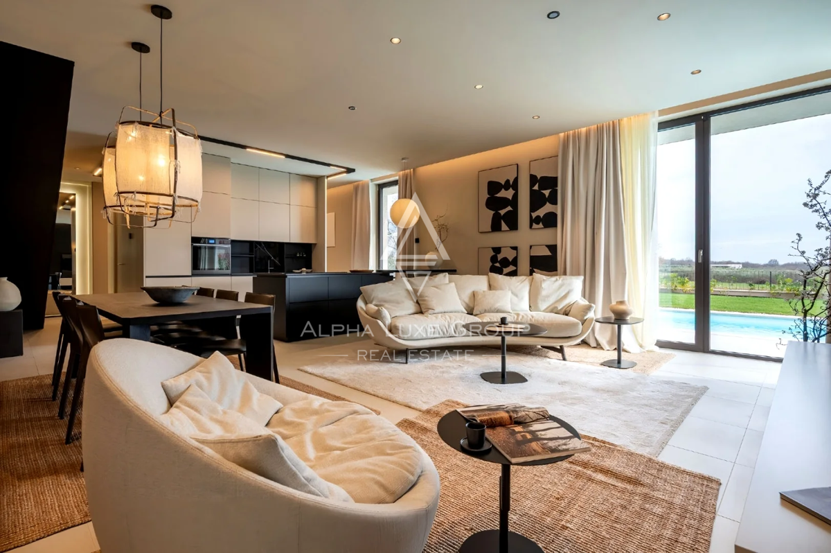 Istria, Poreč: Villa premium con piscina vicino borgo