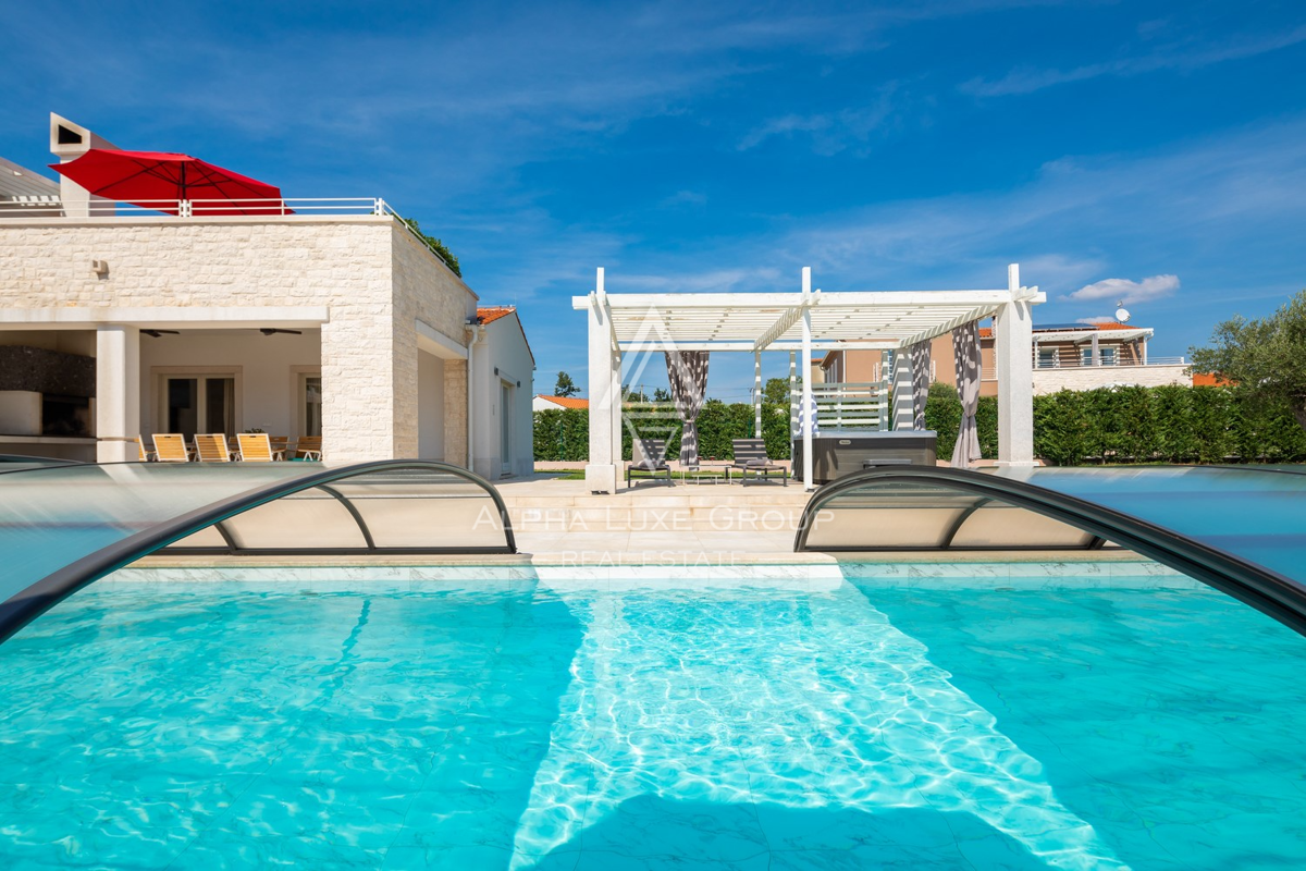 Istria, Svetvinčenat: Villa ampia con piscina e vista