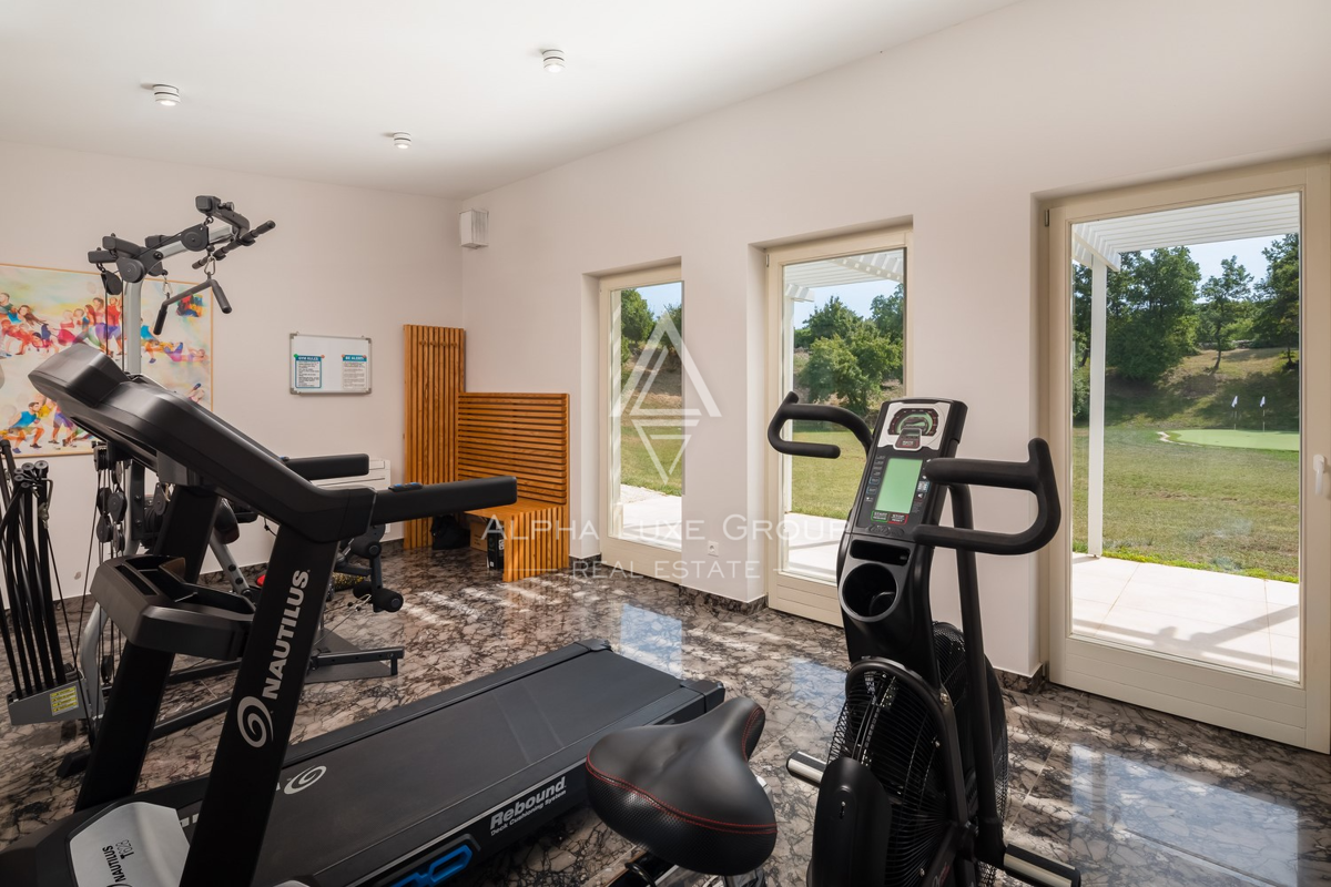 Istria, Svetvinčenat: Villa ampia con piscina e vista