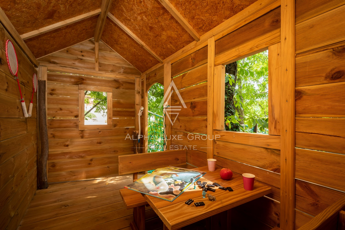 Istria, Svetvinčenat: Villa ampia con piscina e vista