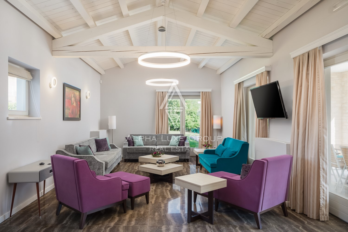 Istria, Svetvinčenat: Villa ampia con piscina e vista