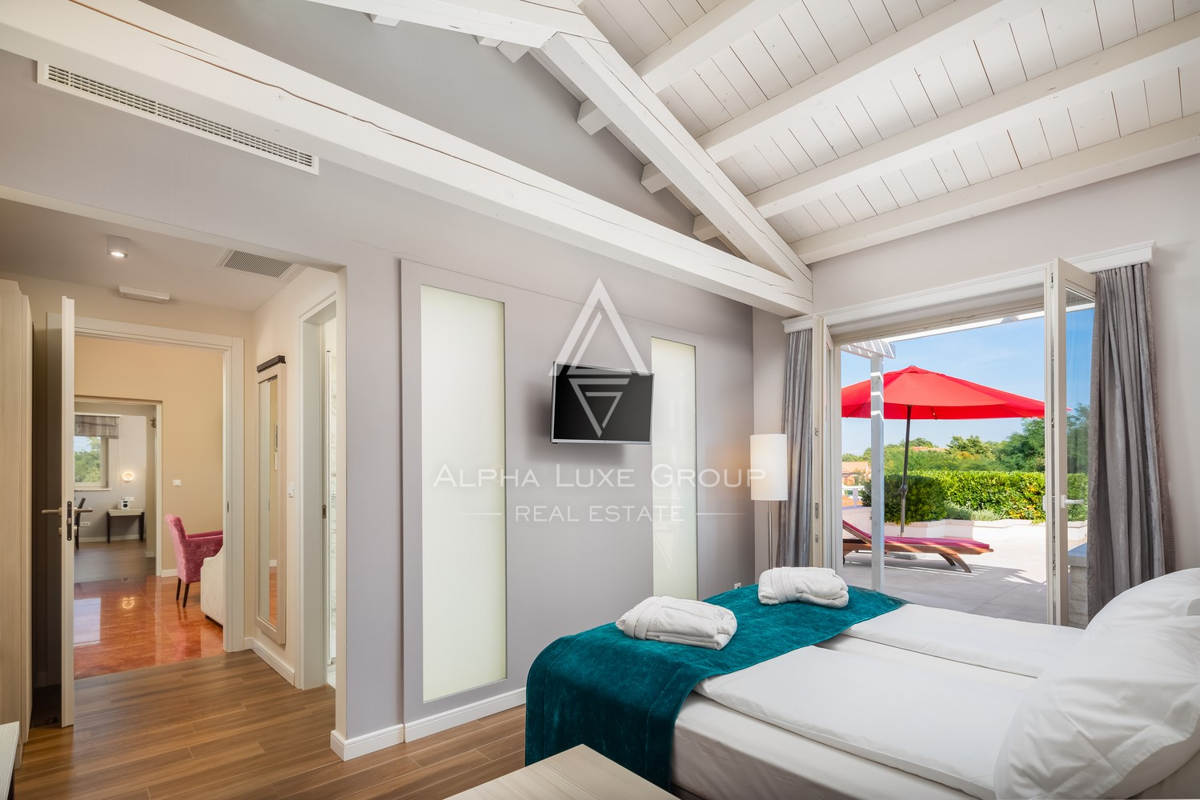 Istria, Svetvinčenat: Villa ampia con piscina e vista