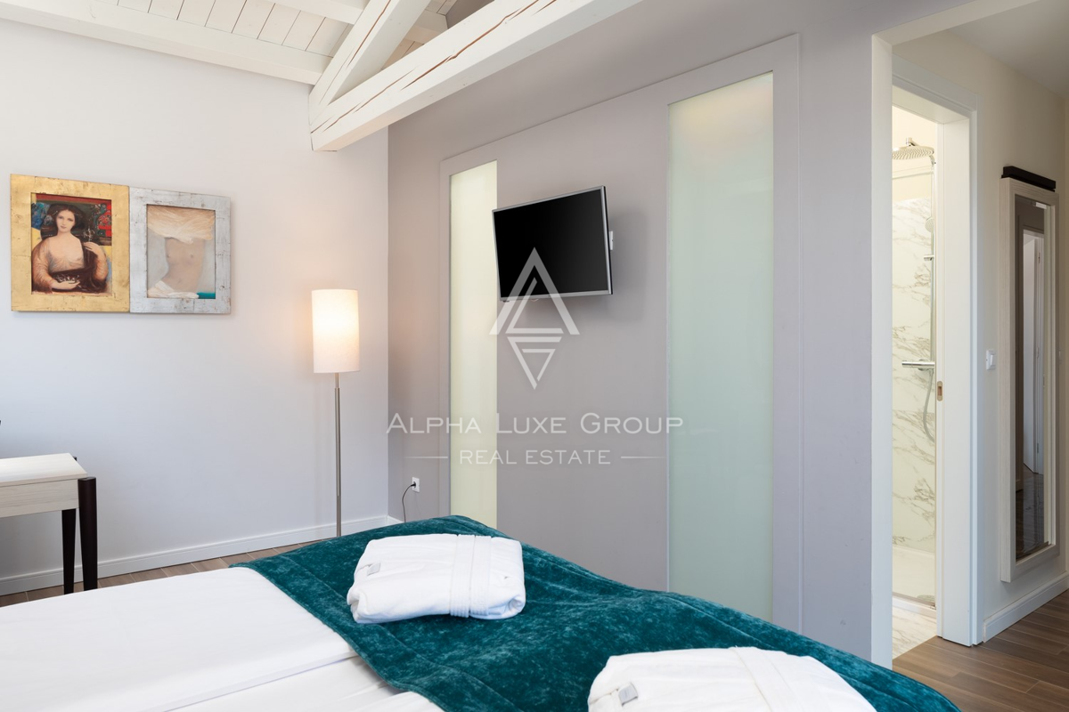 Istria, Svetvinčenat: Villa ampia con piscina e vista