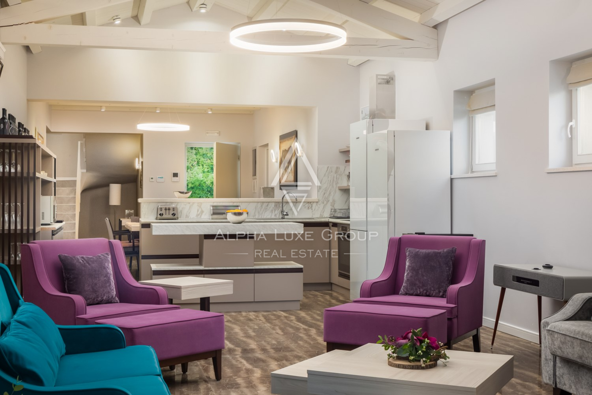 Istria, Svetvinčenat: Villa ampia con piscina e vista