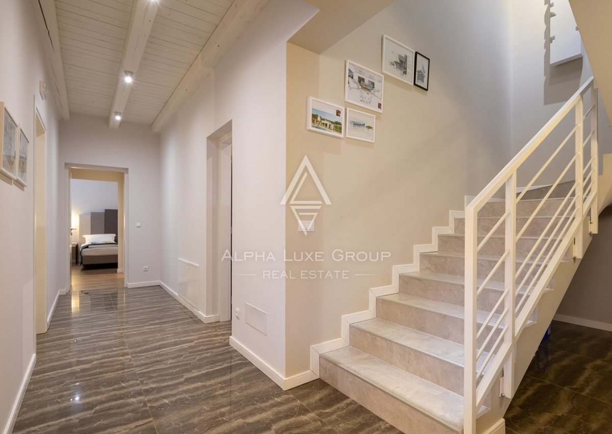 Istria, Svetvinčenat: Villa ampia con piscina e vista