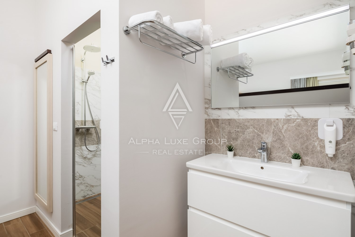 Istria, Svetvinčenat: Villa ampia con piscina e vista