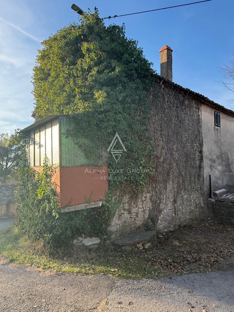 Istria, Krasica: Casa in pietra con vista mare