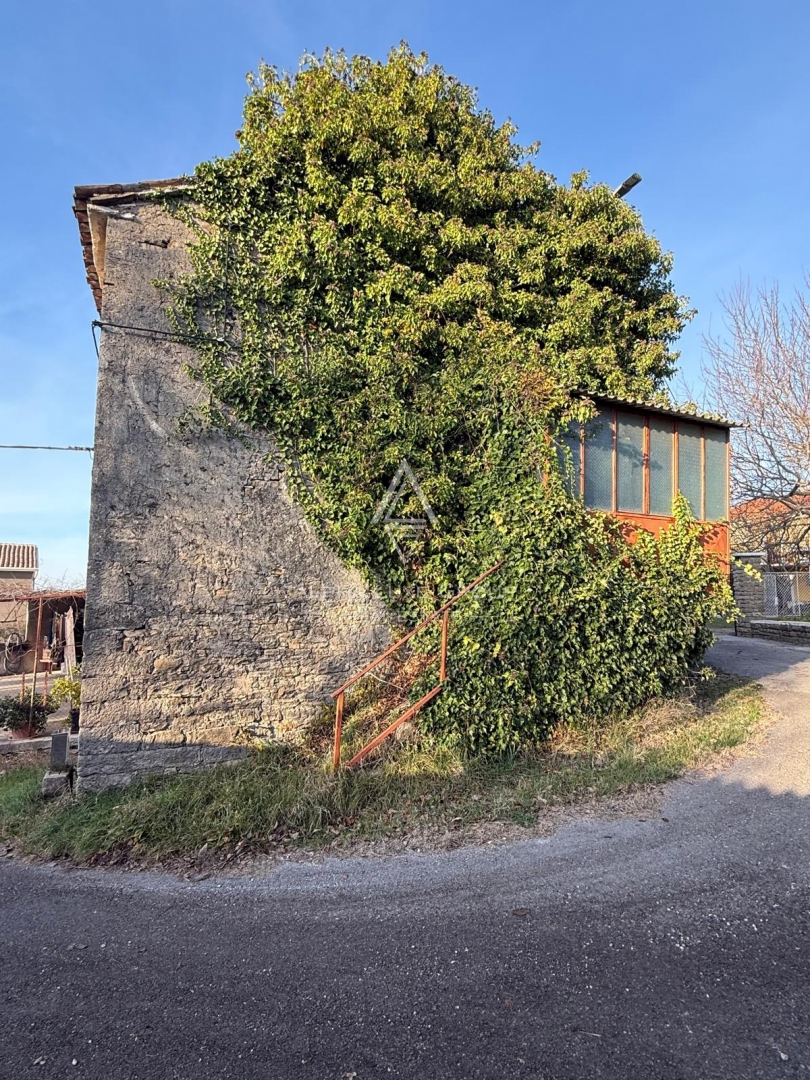 Istria, Krasica: Casa in pietra con vista mare