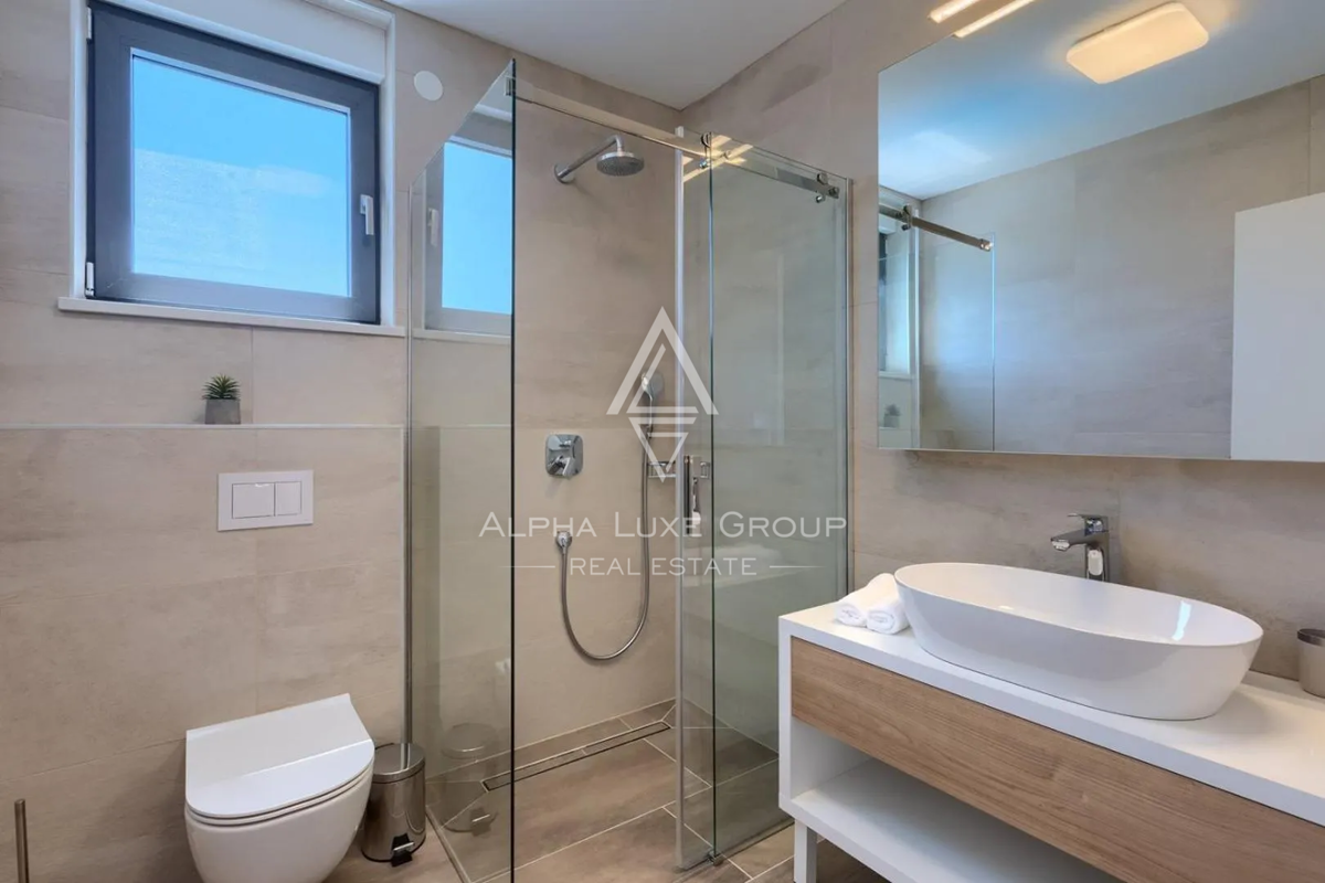 Istria, Brtonigla: Villa di lusso con vista mare