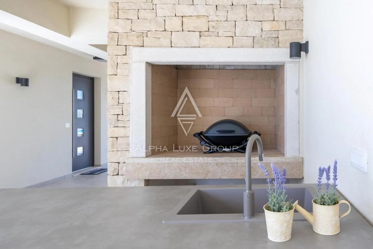 Istria, Brtonigla: Villa di lusso con vista mare