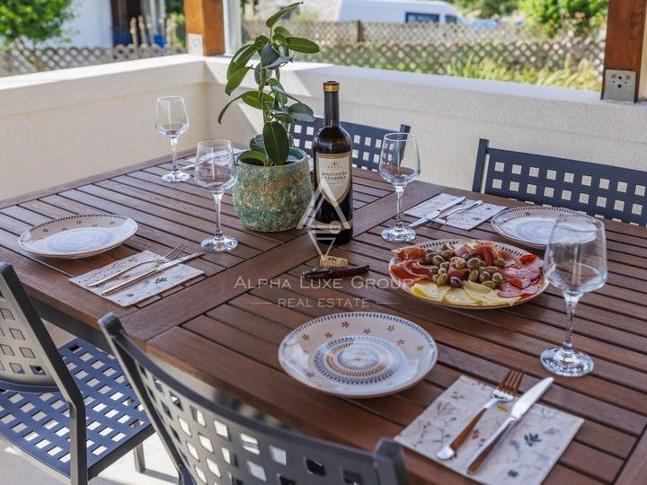 Istria, Poreč – Casa in pietra ristrutturata con Jacuzzi in vendita