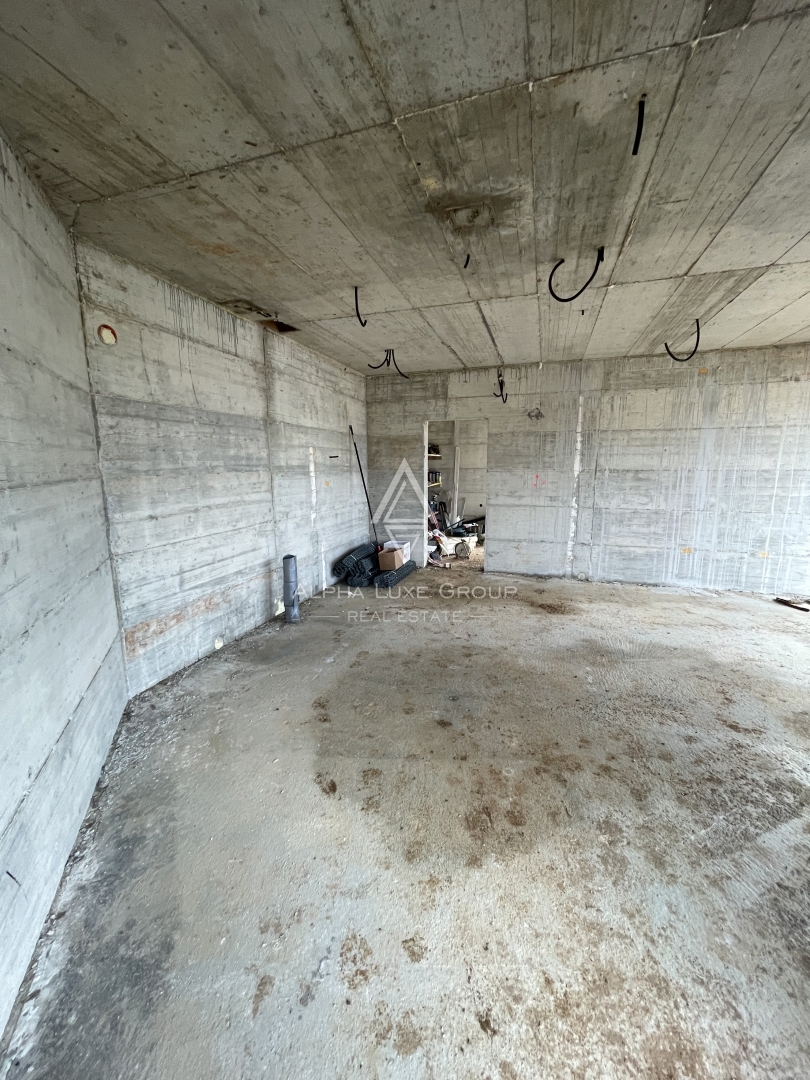 Istria, Poreč – appartamento al piano terra con giardino