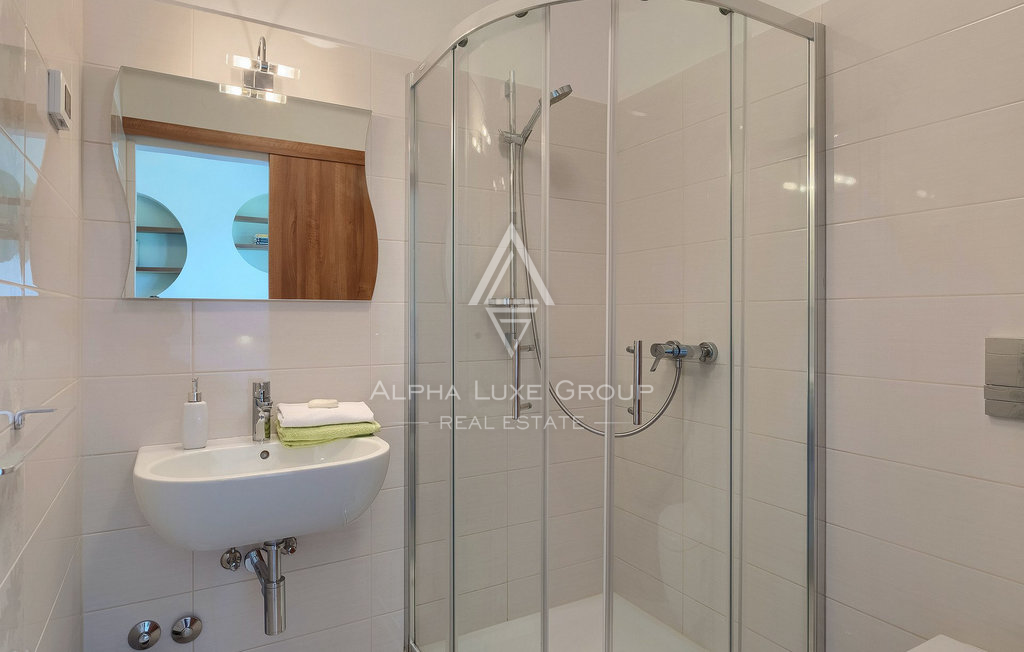 Istria, Kršan: Casa moderna con piscina e privacy