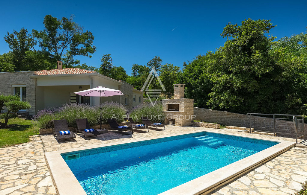 Istria, Kršan: Casa moderna con piscina e privacy