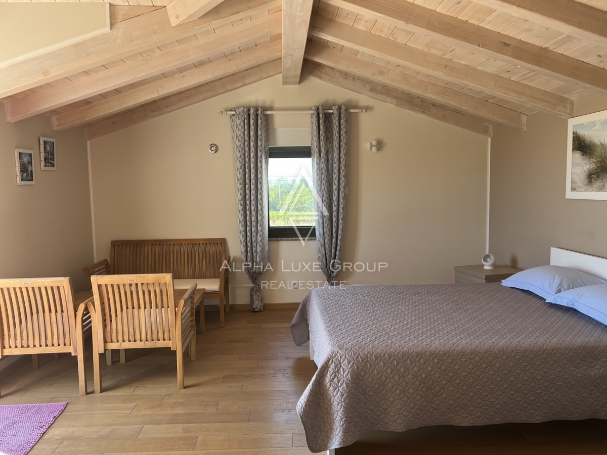 Istria, Juršići – Casa arredata con giardino e vista | Opportunità esclusiva