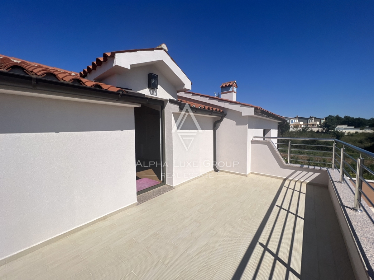 Istria, Juršići – Casa arredata con giardino e vista | Opportunità esclusiva