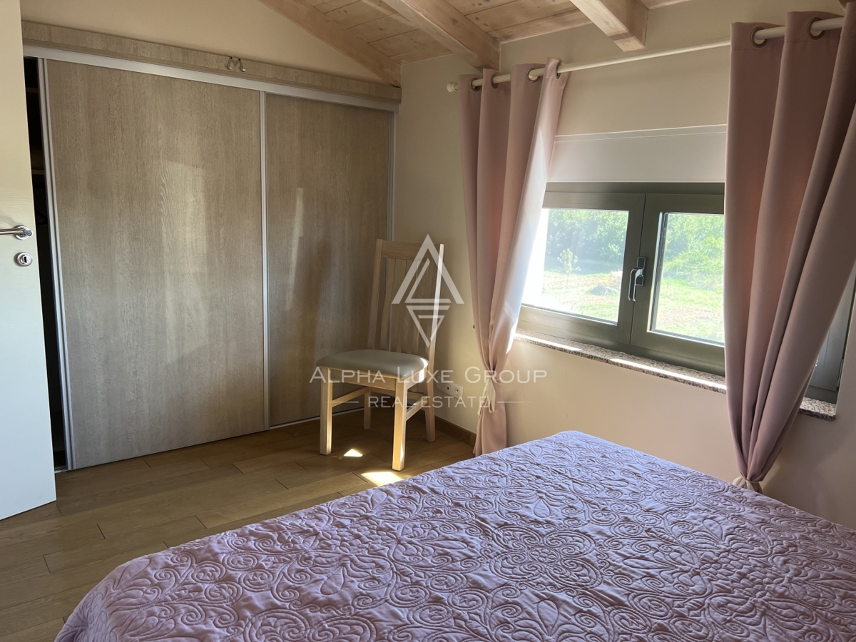 Istria, Juršići – Casa arredata con giardino e vista | Opportunità esclusiva