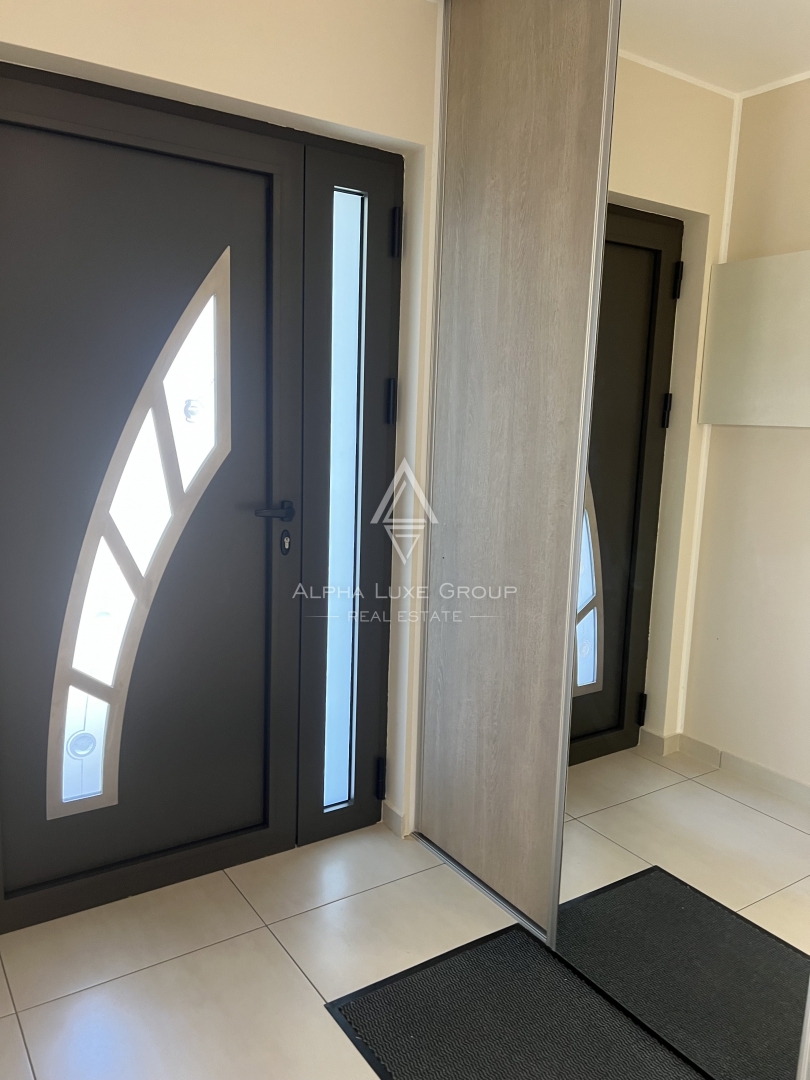 Istria, Juršići – Casa arredata con giardino e vista | Opportunità esclusiva