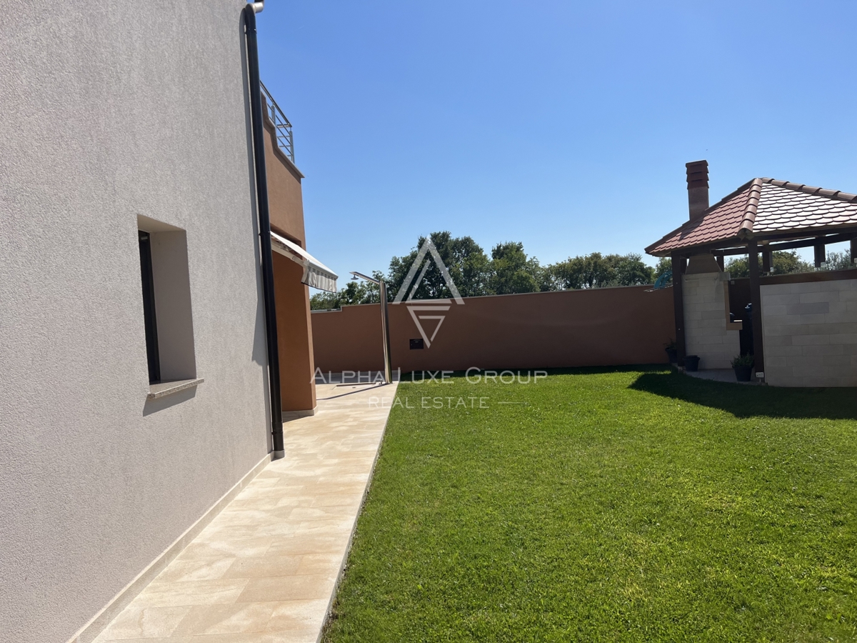 Istria, Juršići – Casa arredata con giardino e vista | Opportunità esclusiva