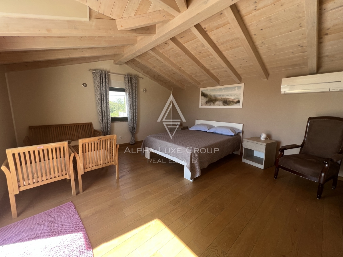 Istria, Juršići – Casa arredata con giardino e vista | Opportunità esclusiva