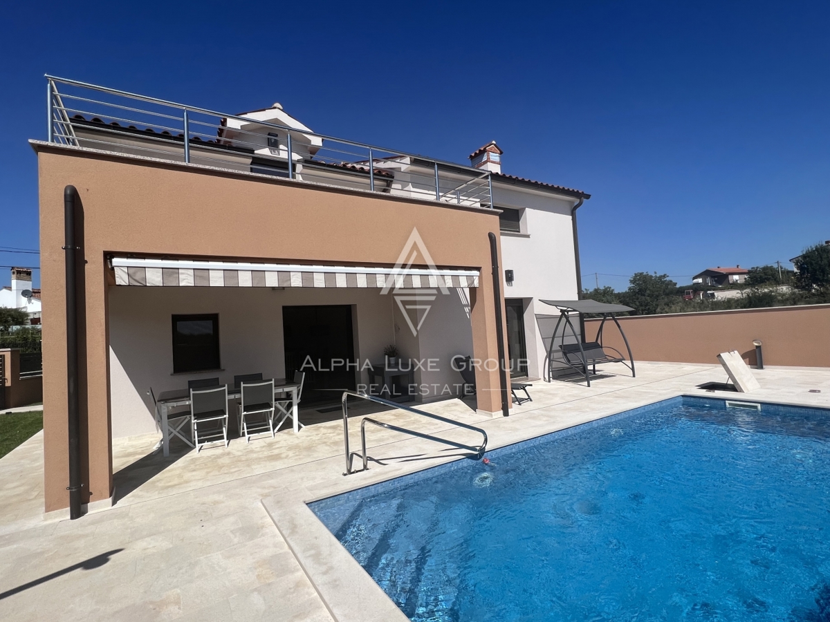 Istria, Juršići – Casa arredata con giardino e vista | Opportunità esclusiva