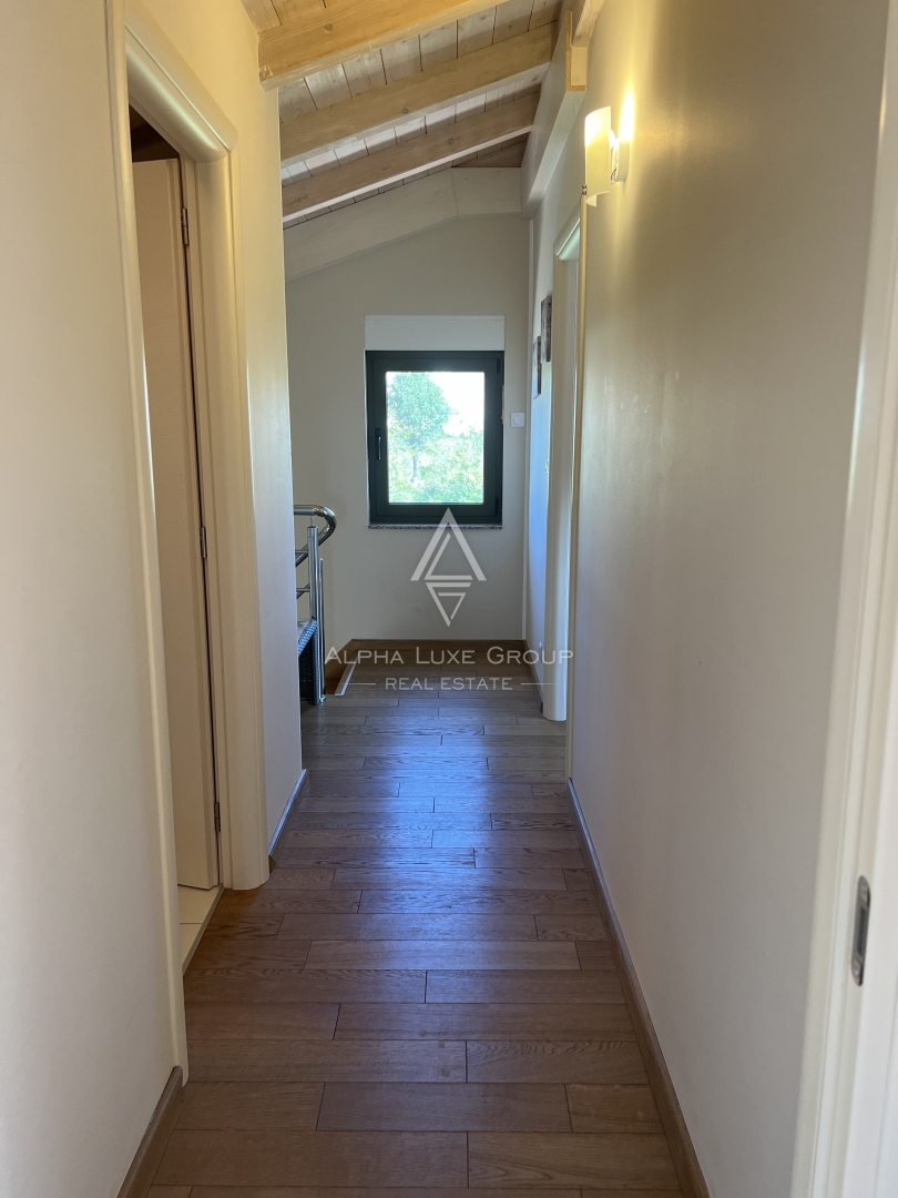 Istria, Juršići – Casa arredata con giardino e vista | Opportunità esclusiva