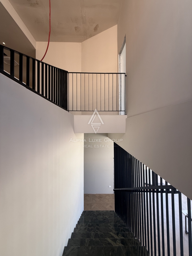 Istria, Parenzo: Opportunità investimento edificio commerciale