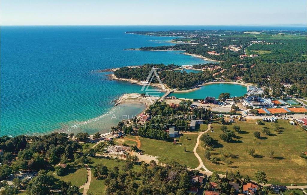 Istria, Umag, Ampia casa vacanze con piscina e area wellness