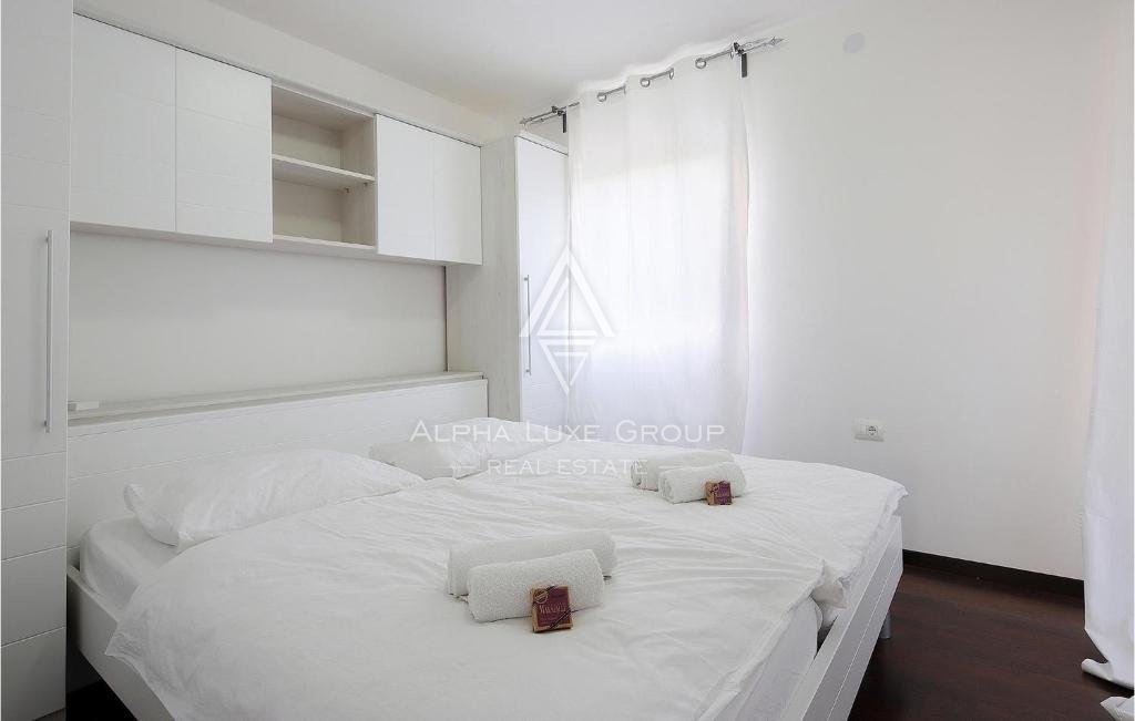 Istria, Umag, Ampia casa vacanze con piscina e area wellness