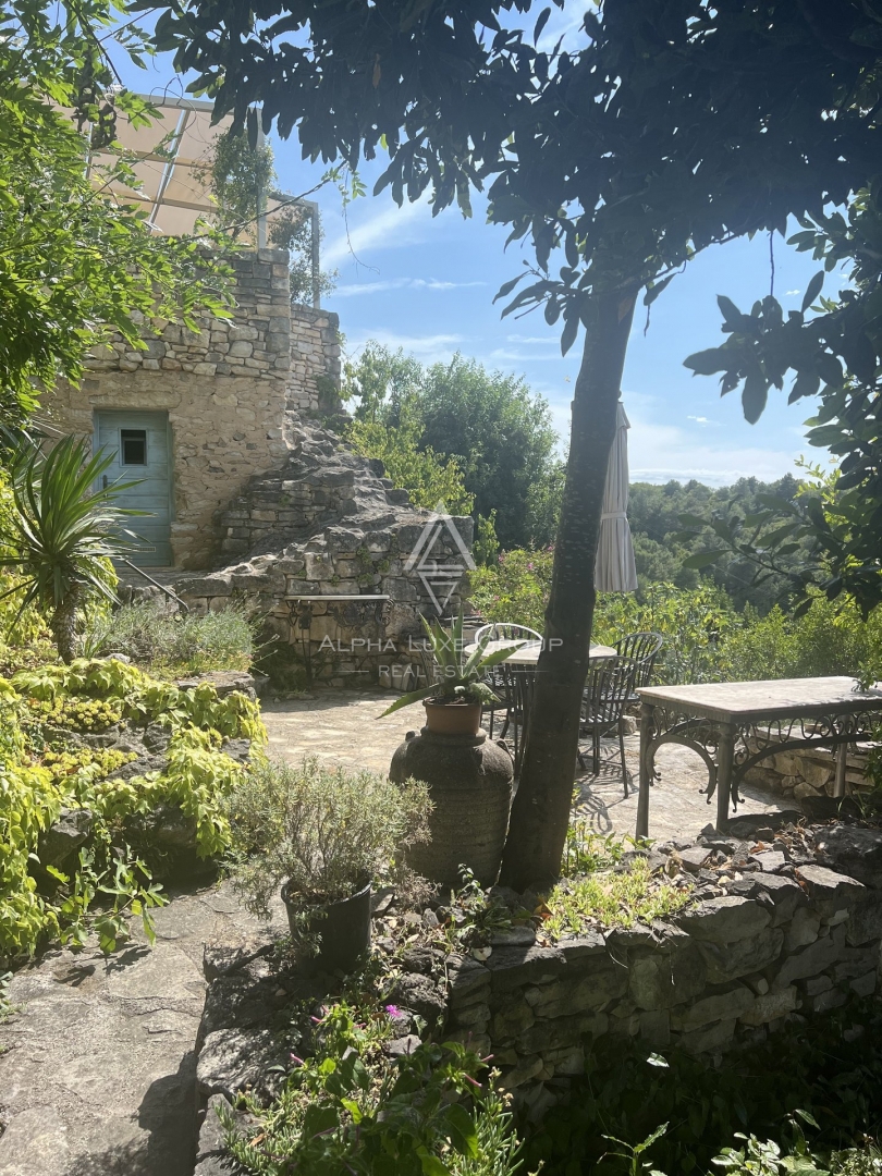 Buje, Istria: Incantevole villa panoramica in pietra in vendita