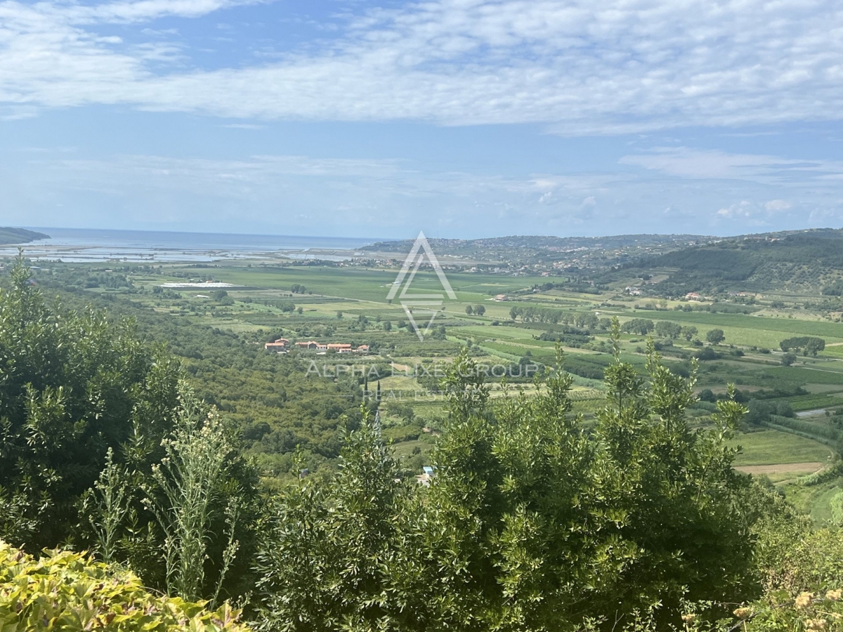Buje, Istria: Incantevole villa panoramica in pietra in vendita