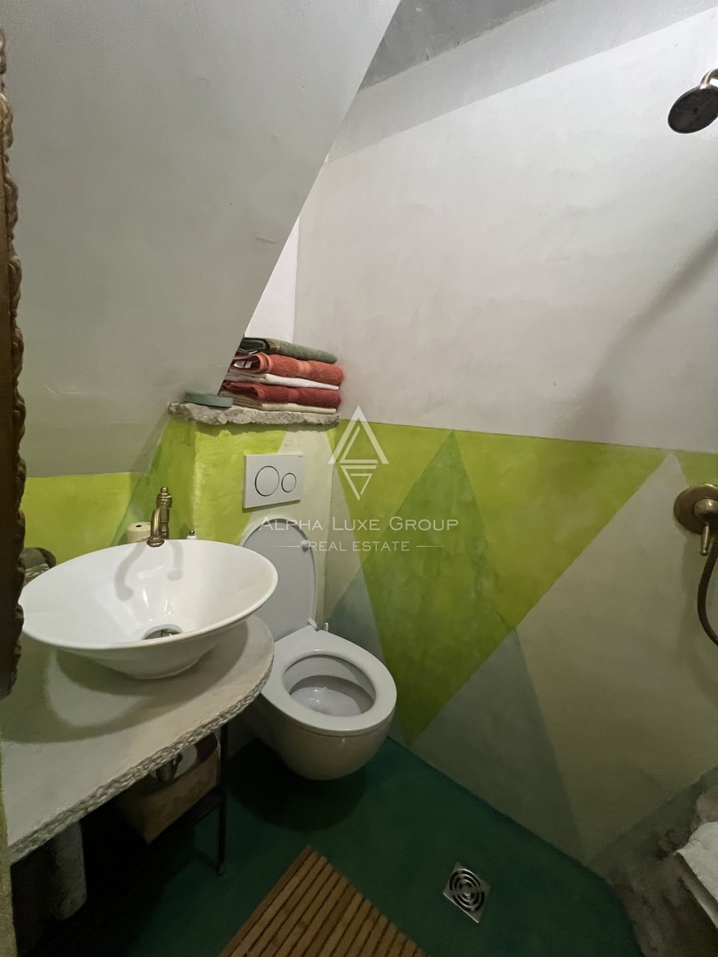 Buje, Istria: Incantevole villa panoramica in pietra in vendita