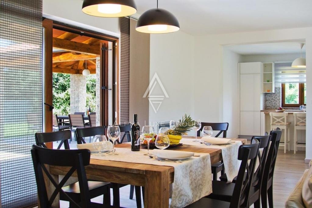 Labin, Istria - Villa moderna con piscina immersa nella natura