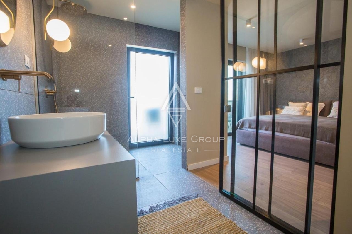 Poreč, Istria - Esclusiva villa con vista mare in vendita