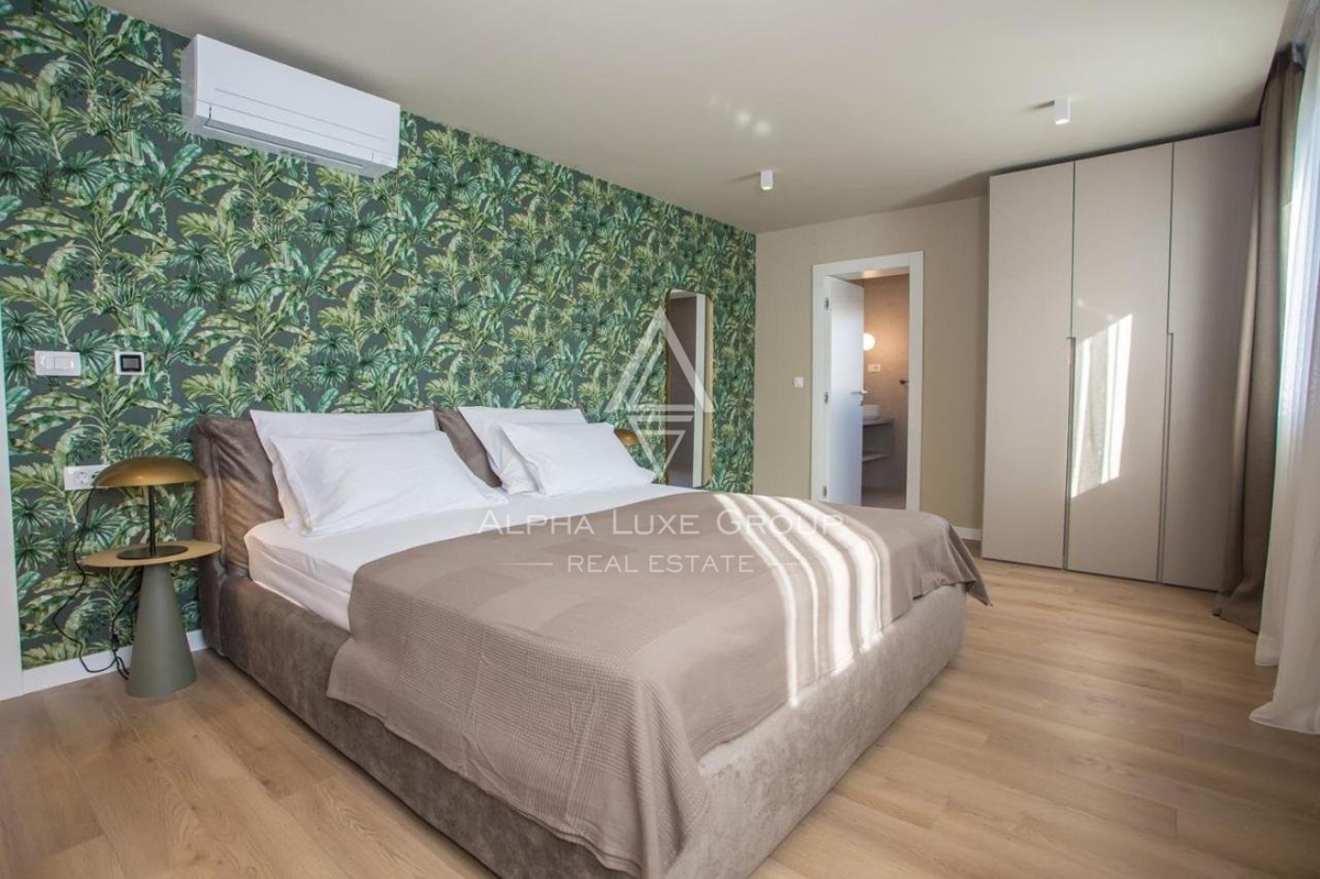 Poreč, Istria - Esclusiva villa con vista mare in vendita