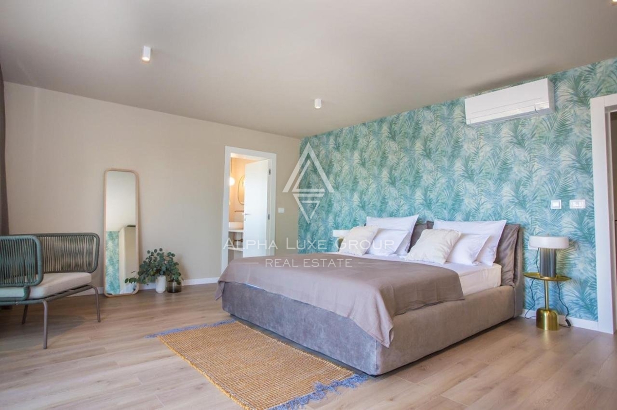 Poreč, Istria - Esclusiva villa con vista mare in vendita