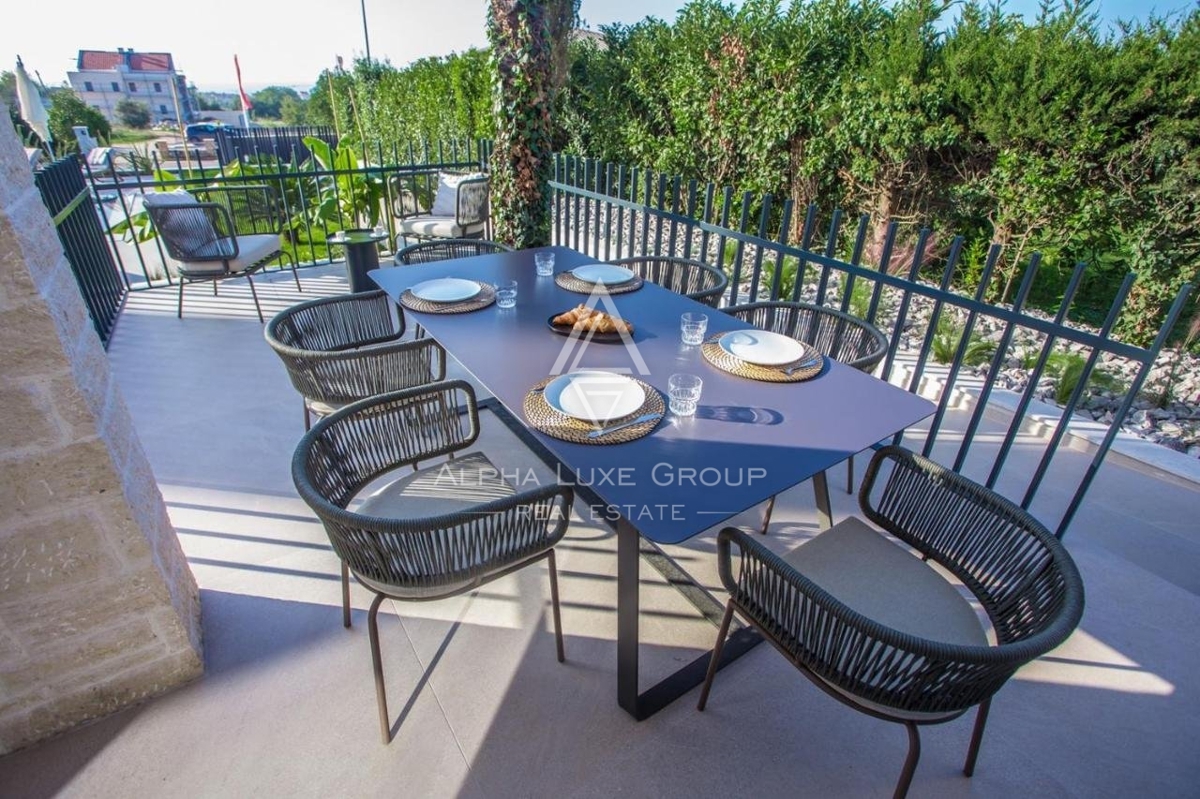 Poreč, Istria - Esclusiva villa con vista mare in vendita
