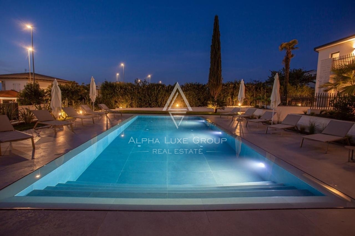 Poreč, Istria - Esclusiva villa con vista mare in vendita