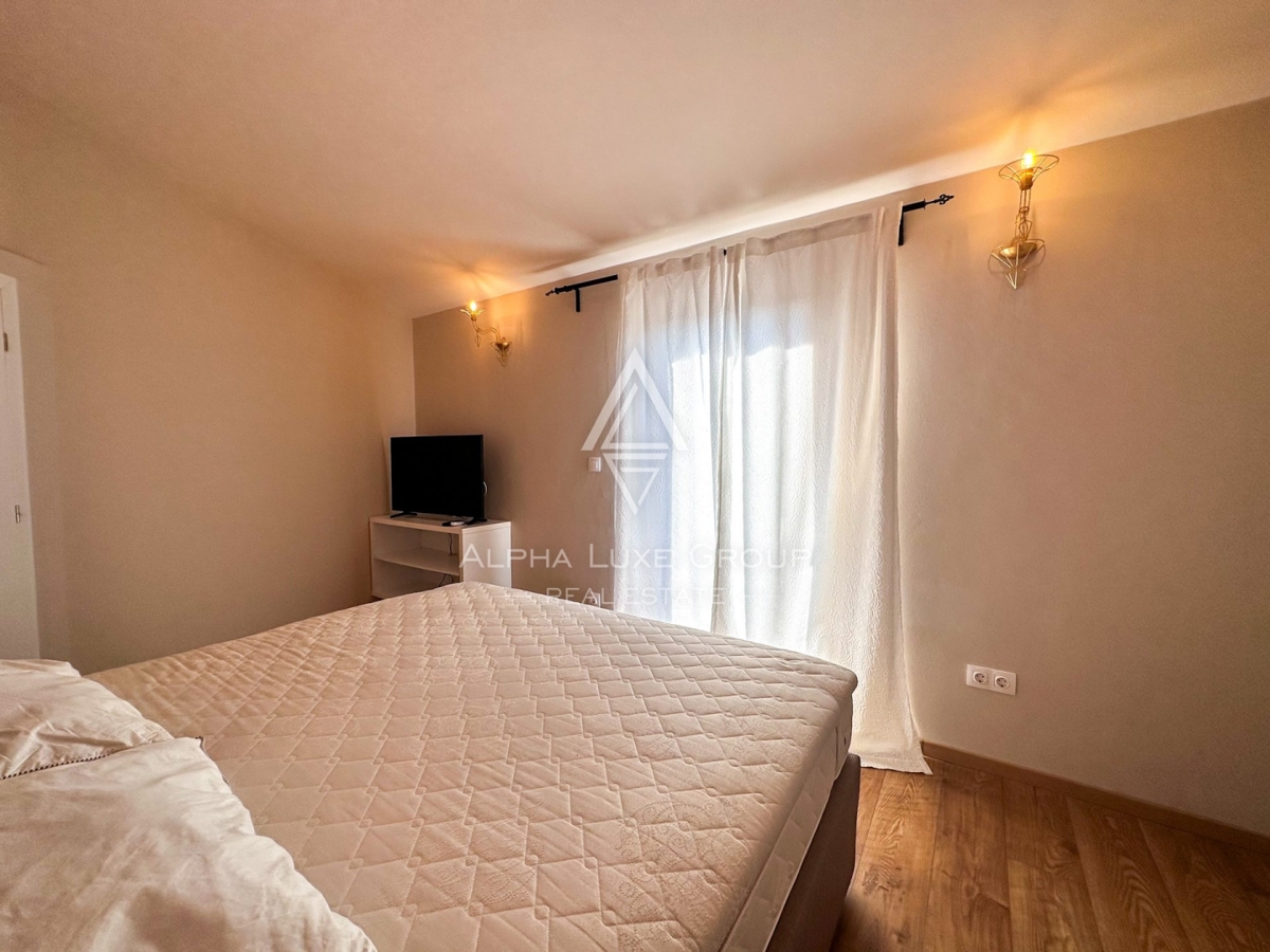 Affascinante Villa in Pietra con Piscina nelle Vicinanze di Parenzo